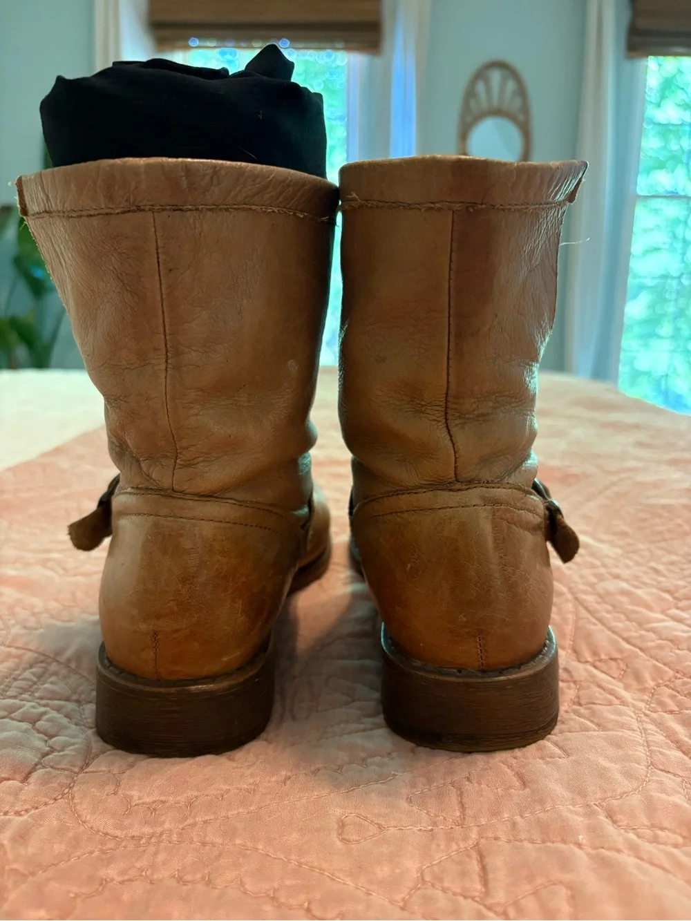 Nine West Women’s Tan Leather Ankle Boots with Buckle Strap. Sz 6